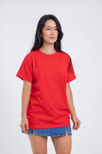 Cargar imagen en el visor de la galería, Camiseta para ELLAS Alto Gramaje Regular- ¡Nuestra joya! CLASSIC RED