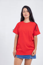 Cargar imagen en el visor de la galería, Camiseta para ELLAS Alto Gramaje Regular- ¡Nuestra joya! CLASSIC RED