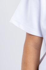 Cargar imagen en el visor de la galería, Camiseta para ELLAS Alto Gramaje Regular- ¡Nuestra joya! WHITE BRIGHT