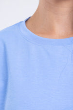 Cargar imagen en el visor de la galería, Camiseta para ELLAS Alto Gramaje Regular- ¡Nuestra joya! HYDRANGEA BLUE