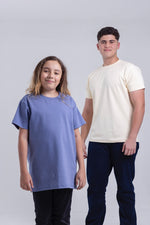 Cargar imagen en el visor de la galería, ¡Conoce la nueva Camiseta para niños y niñas! VIBRANT BLUE