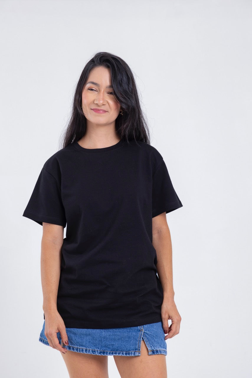 Camiseta para ELLAS Alto Gramaje Regular- ¡Nuestra joya! DEEP BLACK