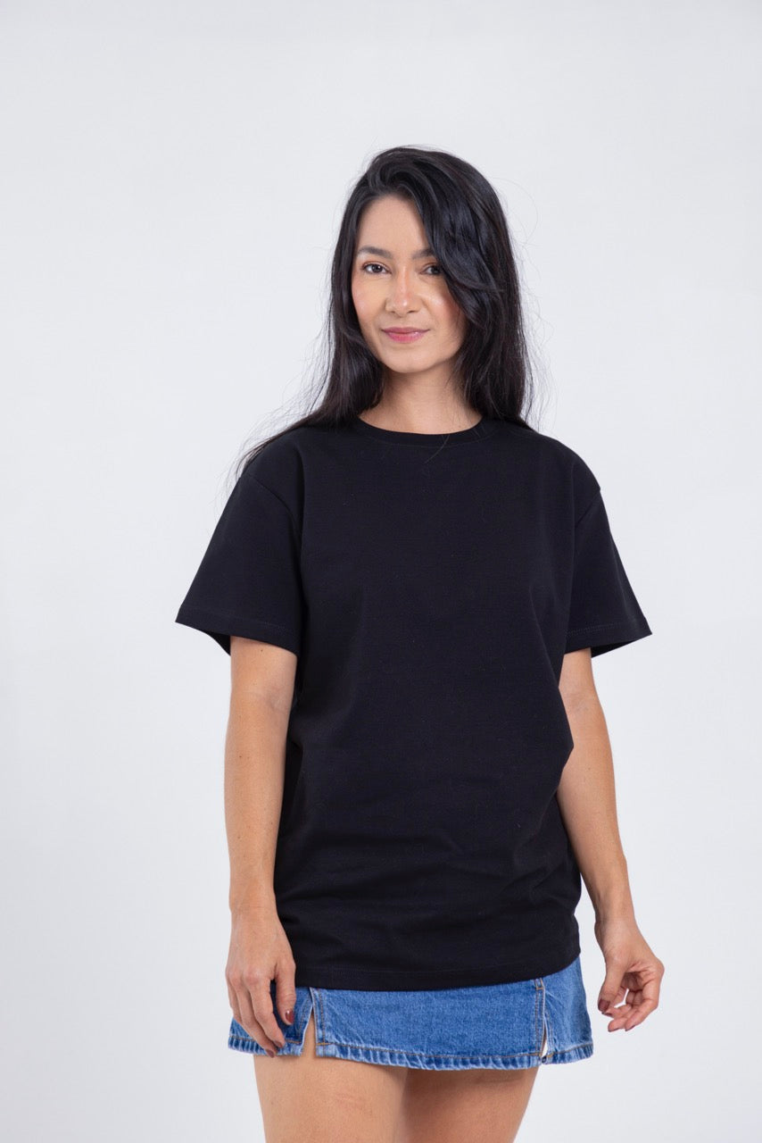 Camiseta para ELLAS Alto Gramaje Regular- ¡Nuestra joya! DEEP BLACK