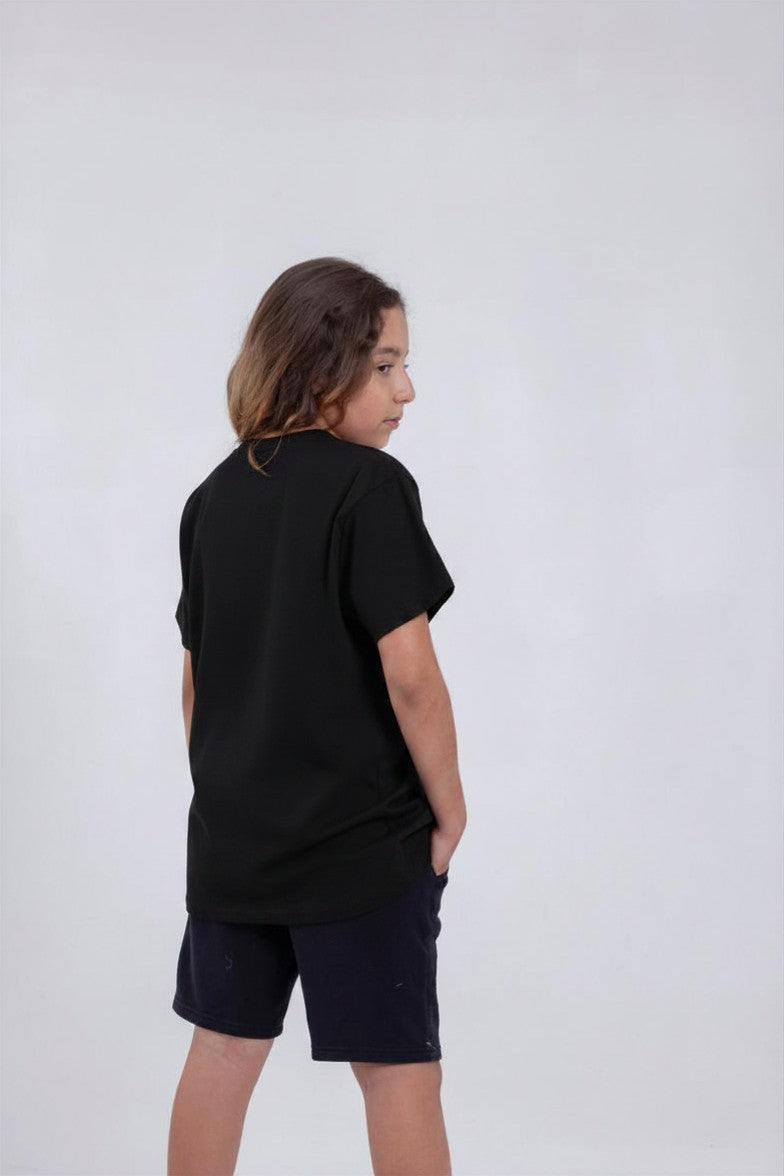 ¡Conoce la nueva Camiseta para niños y niñas! DEEP BLACK