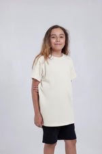 Cargar imagen en el visor de la galería, ¡Conoce la nueva Camiseta para niños y niñas! BUTTER
